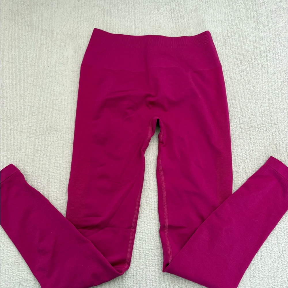 Alphalete Amplify Magenta High-Waist Leggings